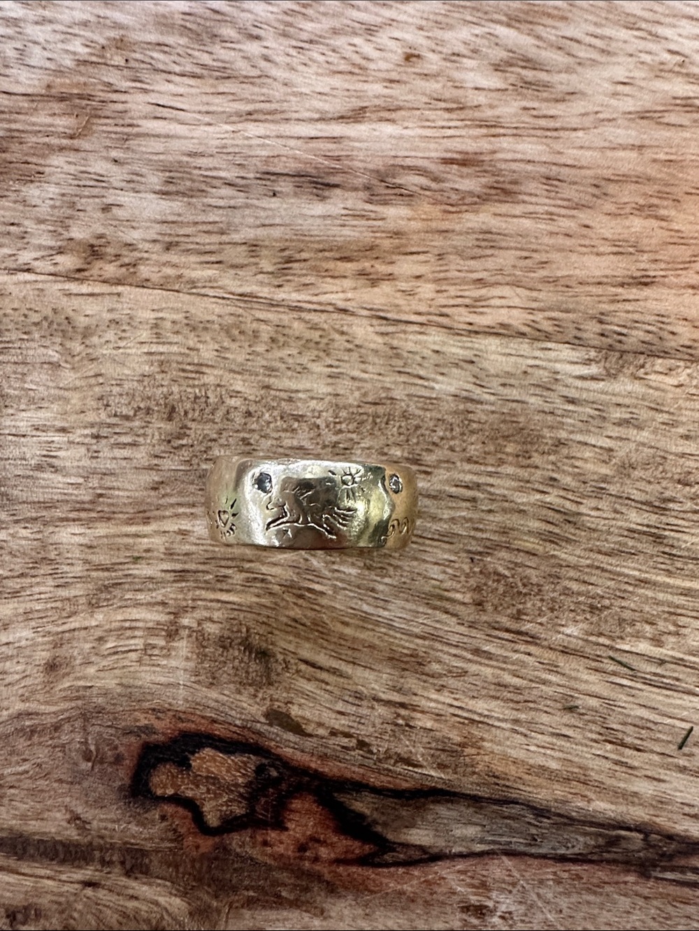 14 K Jes MaHarry Casey Ring, size 6